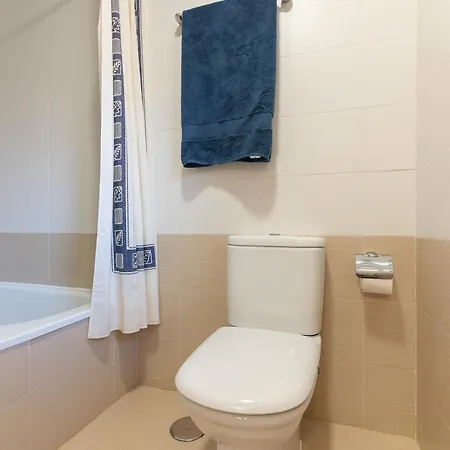 Duplex Con Terraza Y Barbacoa En * Cudon