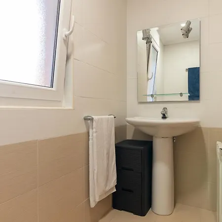 Duplex Con Terraza Y Barbacoa En Cudon