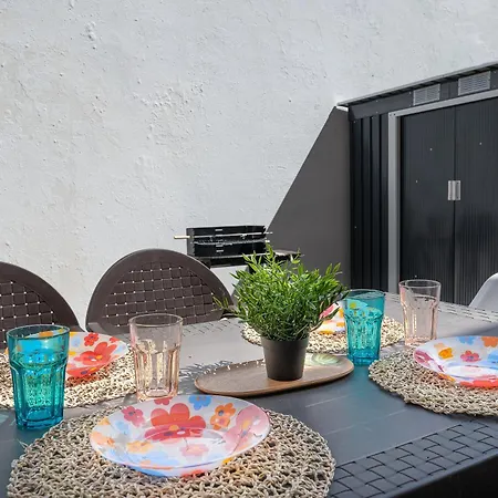 Duplex Con Terraza Y Barbacoa En *